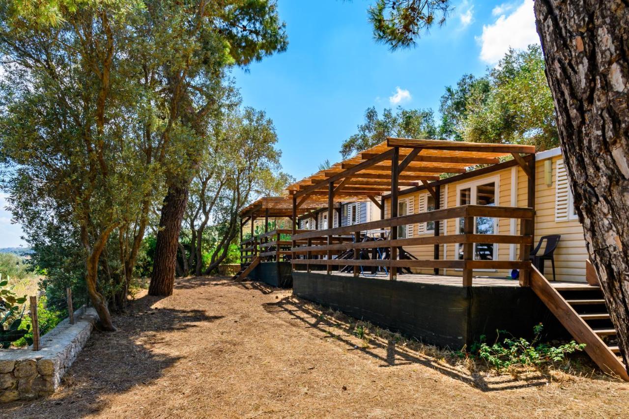 Camping La Scogliera Santa Cesarea Terme Exterior foto